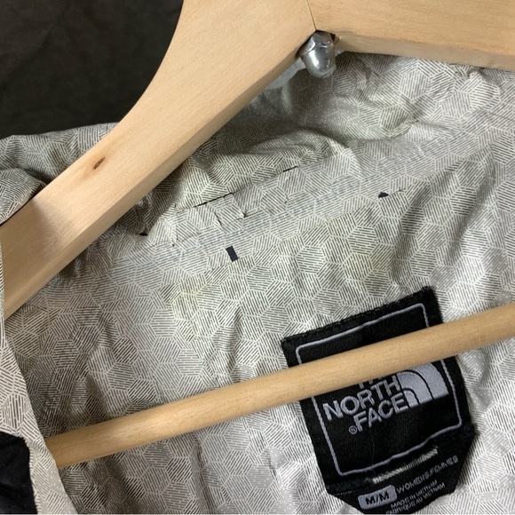 The North Face HyVent 2.5L Venture Black Rain Jacket Medium M - Picture 13 of 16